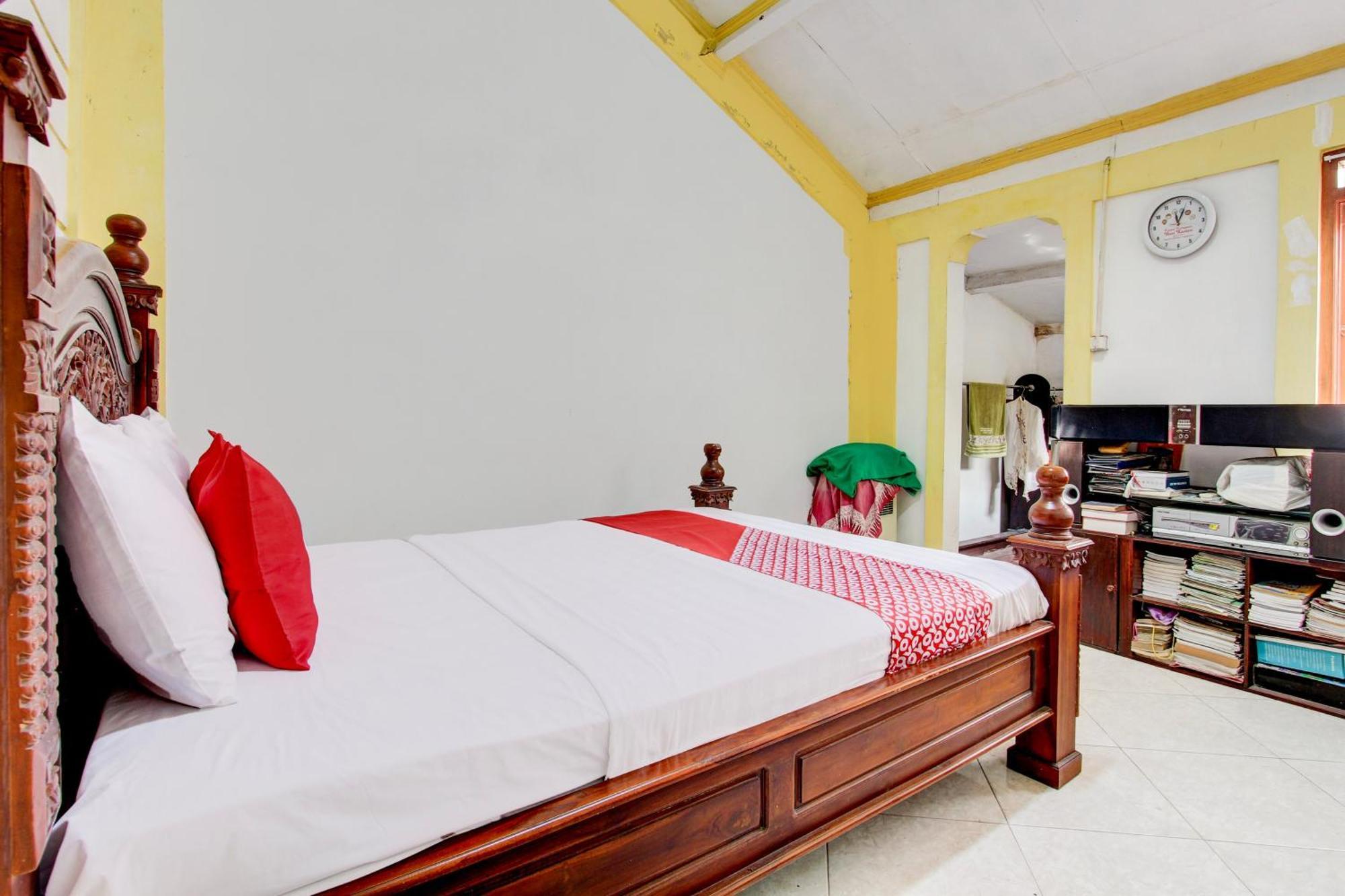 Oyo 94000 Omah Citra Genia Homestay Ngaglik Exteriör bild